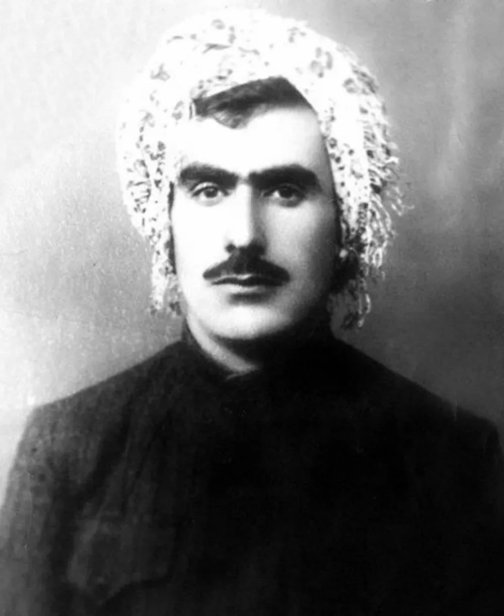 Porträt von Hejar (1920–1991) – Gedenkseite