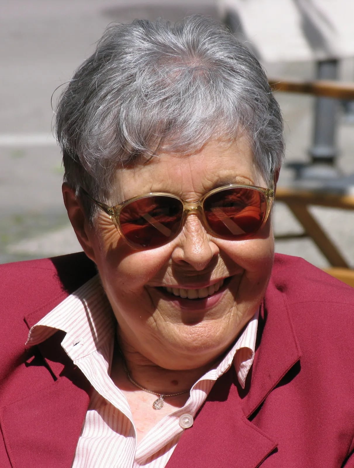 Portrait of Alenka Goljevšček (1933–2017) – memorial page