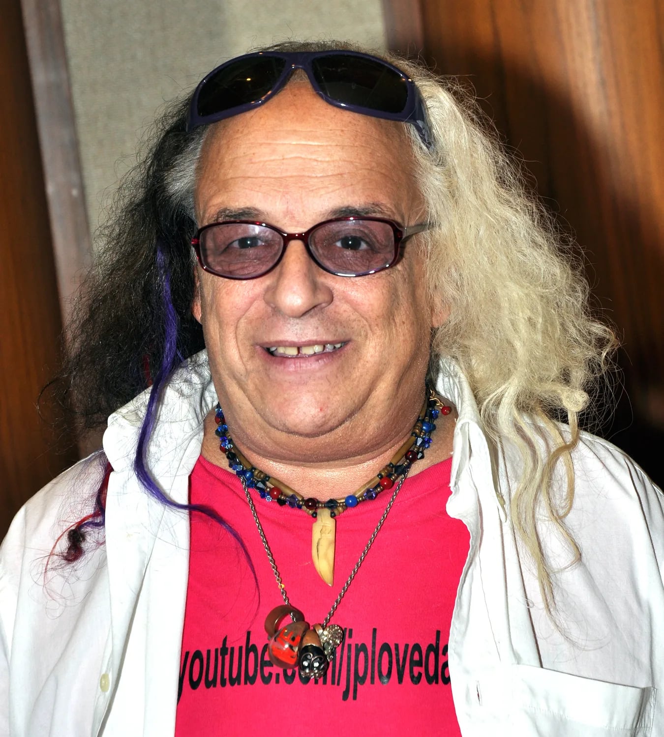 Porträt von J.P. Love (1953–2021) – Gedenkseite