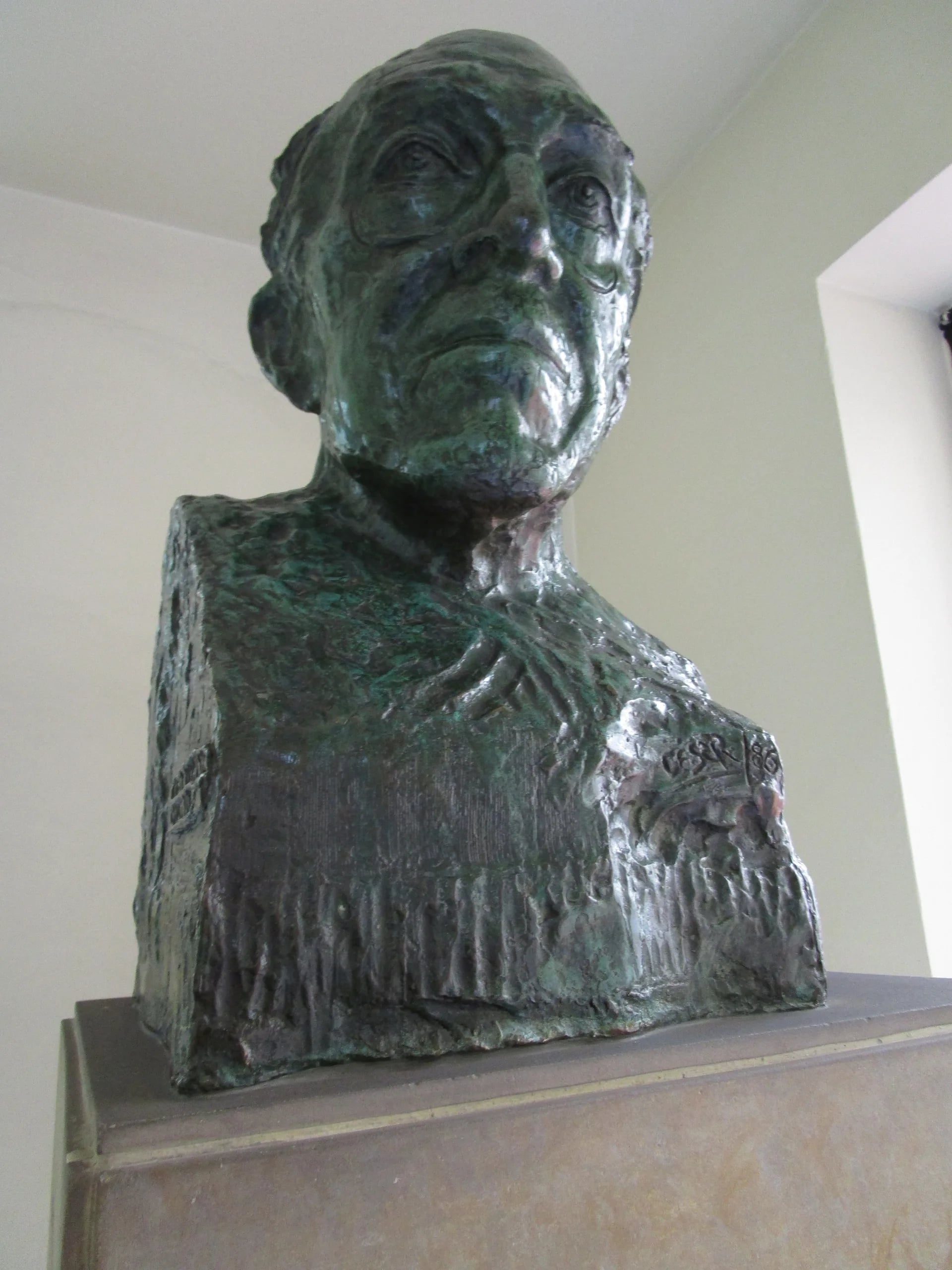 Porträt von Germán Arciniegas (1900–1999) – Gedenkseite