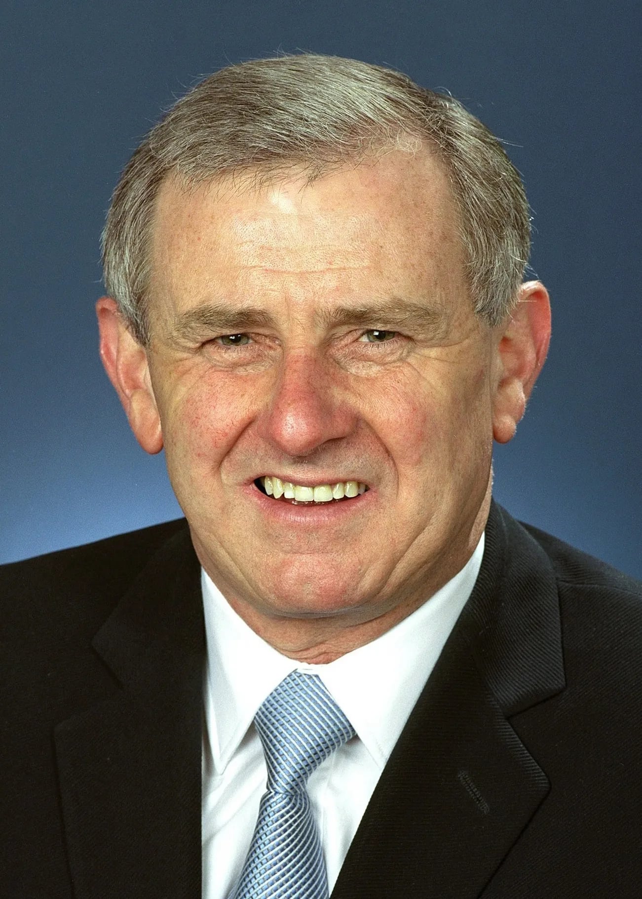 Portrait of Simon Crean (1949–2023) – memorial page