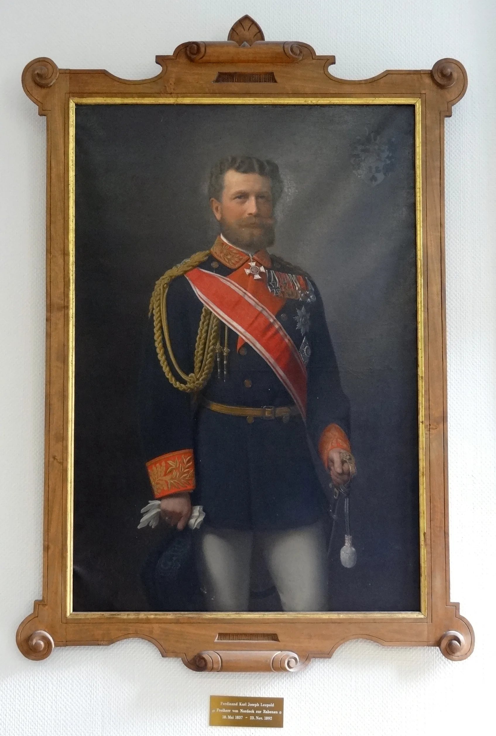 Porträt von Ferdinand von Nordeck zur Rabenau (1837–1892) – Gedenkseite