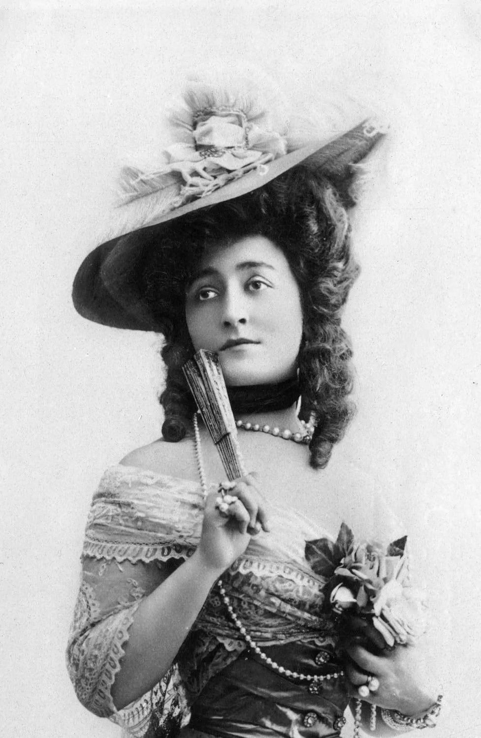 Portrait of Cécile Sorel (1873–1966) – memorial page