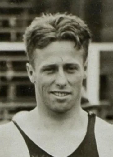 Portrait of Garnet Ault (1905–1993) – memorial page