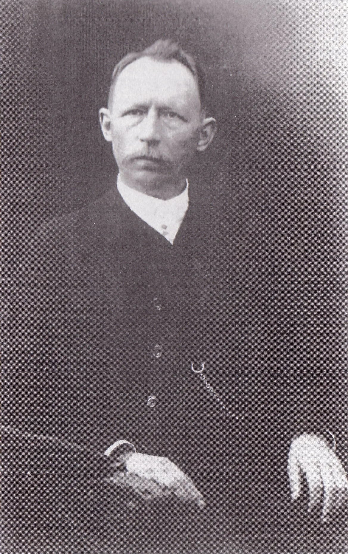 Portrait of Wilhelm Jakobs (1858–1942) – memorial page