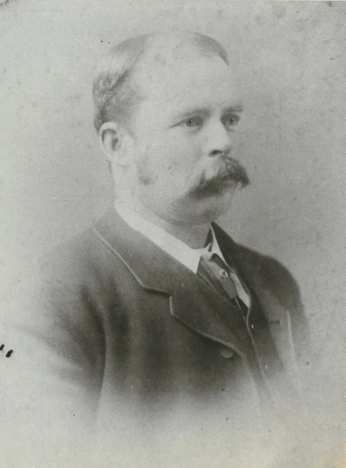 Porträt von Francis James Gillen (1855–1912) – Gedenkseite