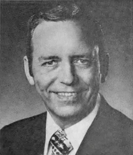 Portrait of Frank E. Denholm (1923–2016) – memorial page