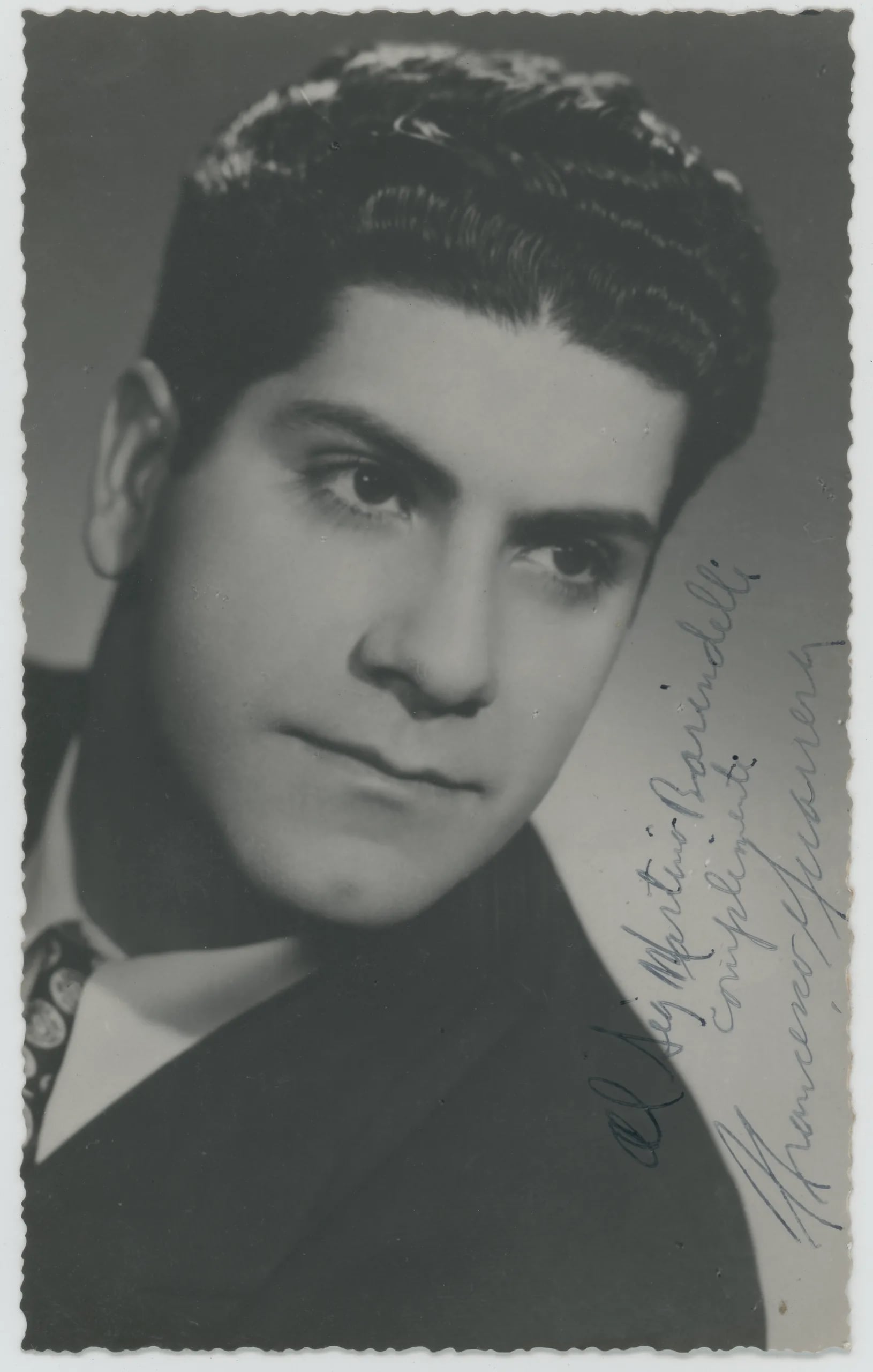 Portrait of Frank Guarrera (1923–2007) – memorial page