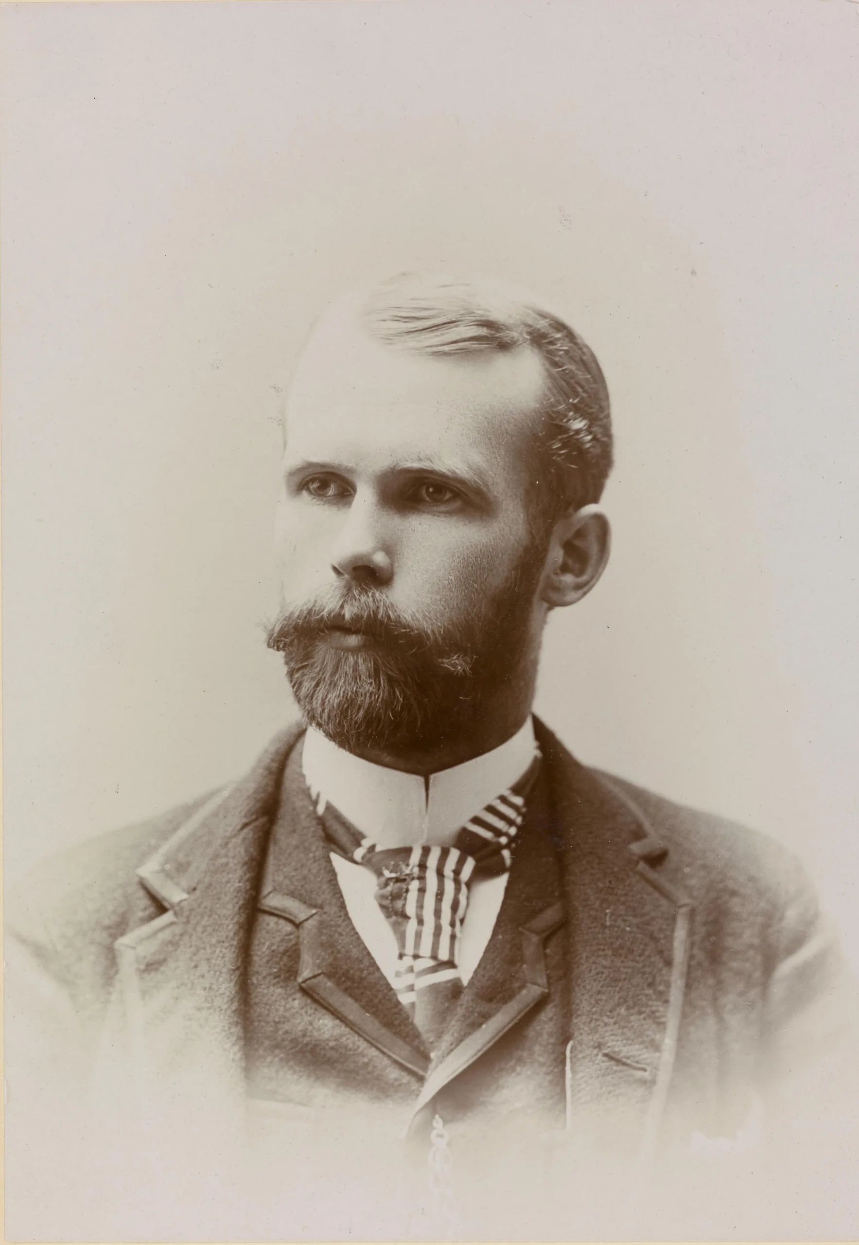 Portrait of Anders Beer Wilse (1865–1949) – memorial page