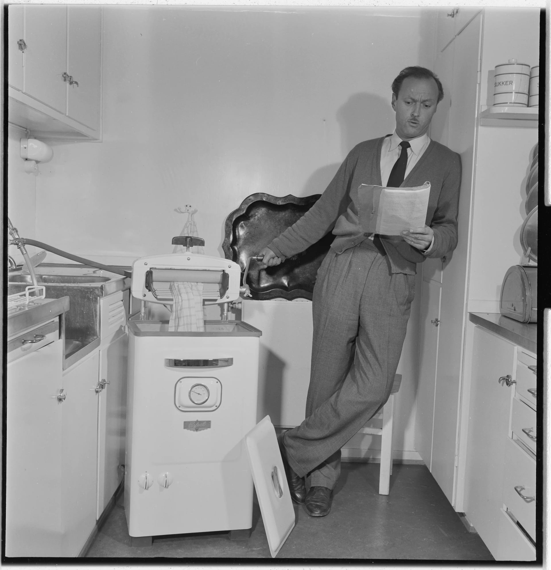 Portrait of Frank Robert (1918–2007) – memorial page
