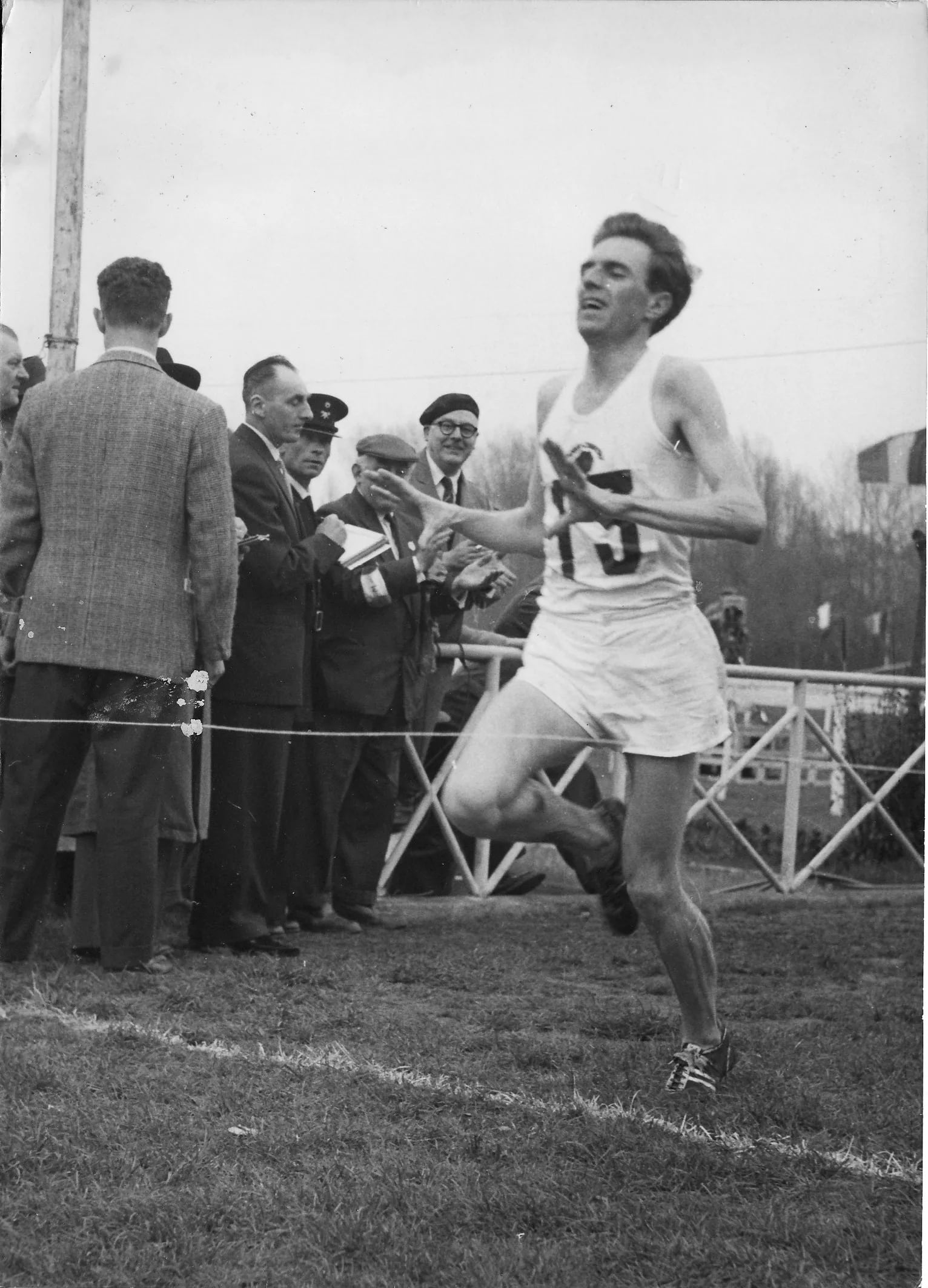 Porträt von Frank Sando (1931–2012) – Gedenkseite