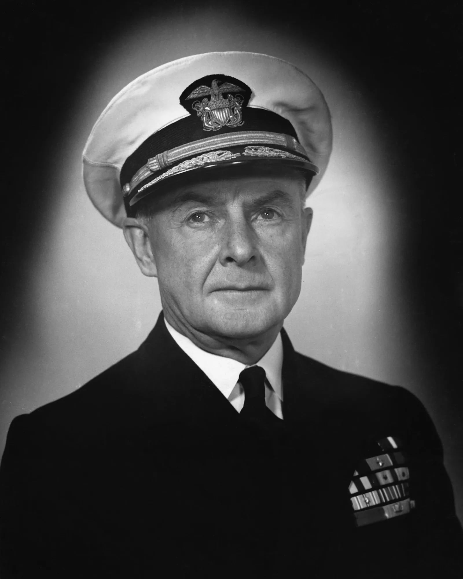 Portrait of Frank J. Lowry (1888–1955) – memorial page