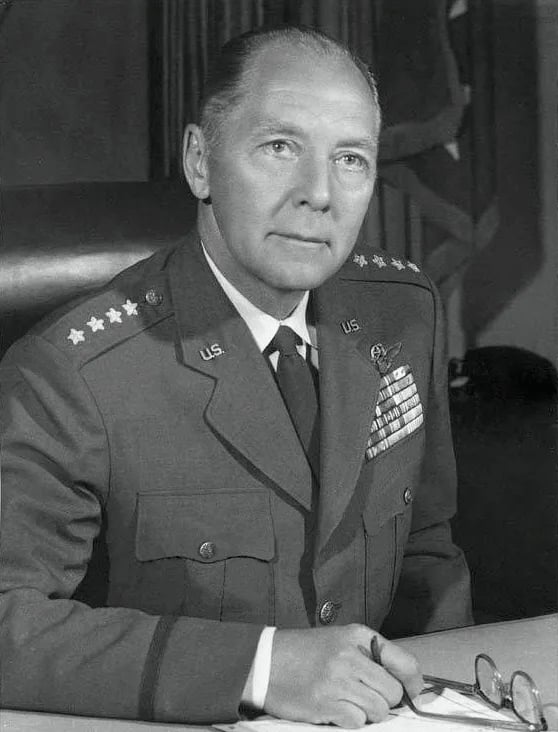 Portrait of Jacob E. Smart (1909–2006) – memorial page