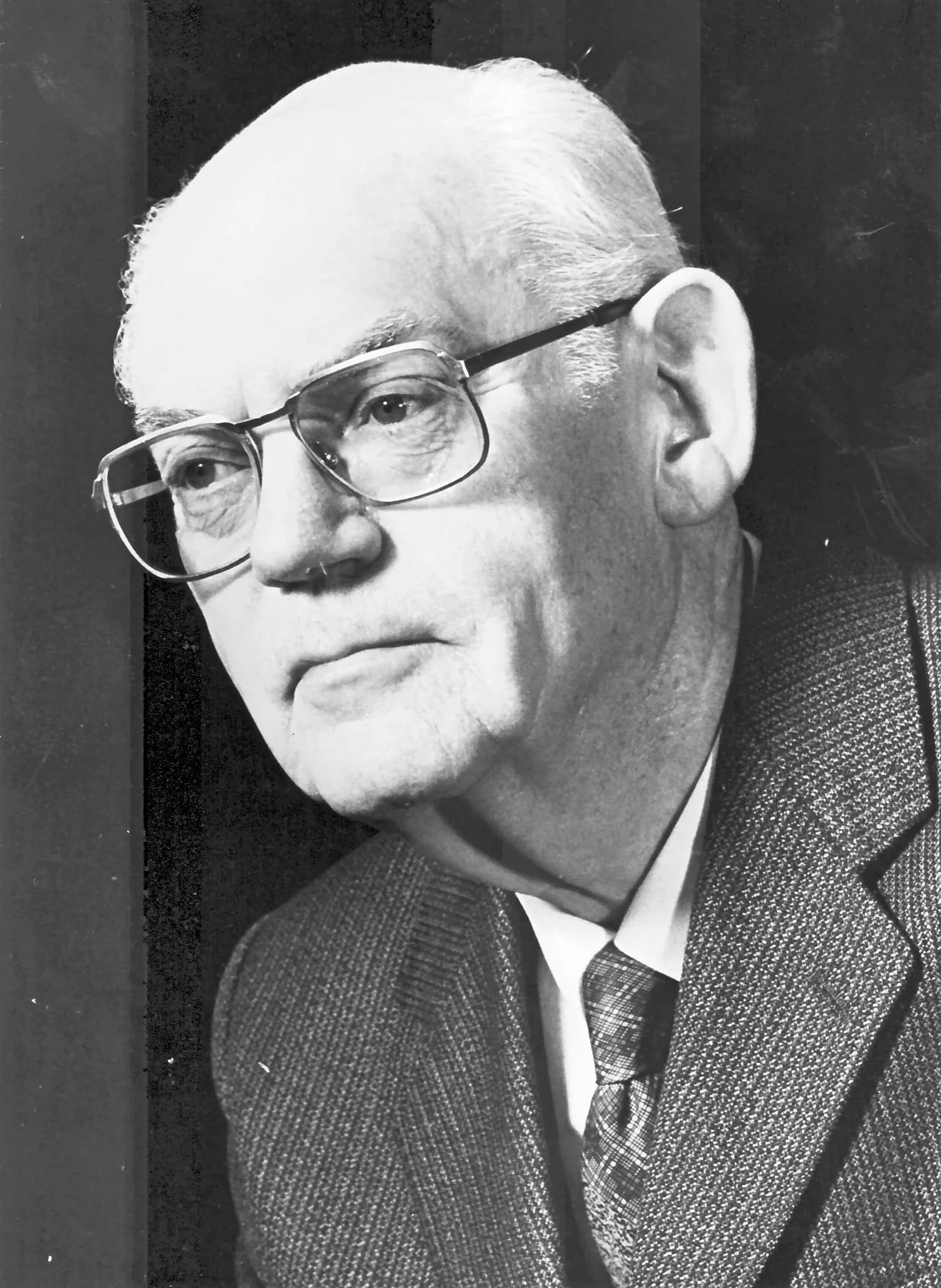 Portrait of Friedrich Sauthoff (1905–1994) – memorial page