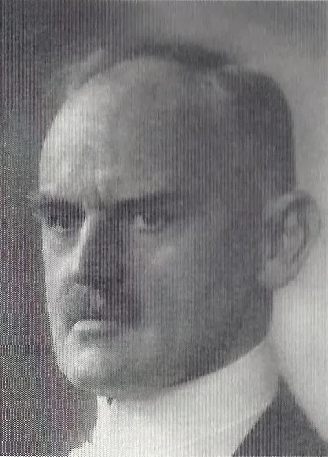 Portrait of Friedrich Voelcker (1872–1955) – memorial page