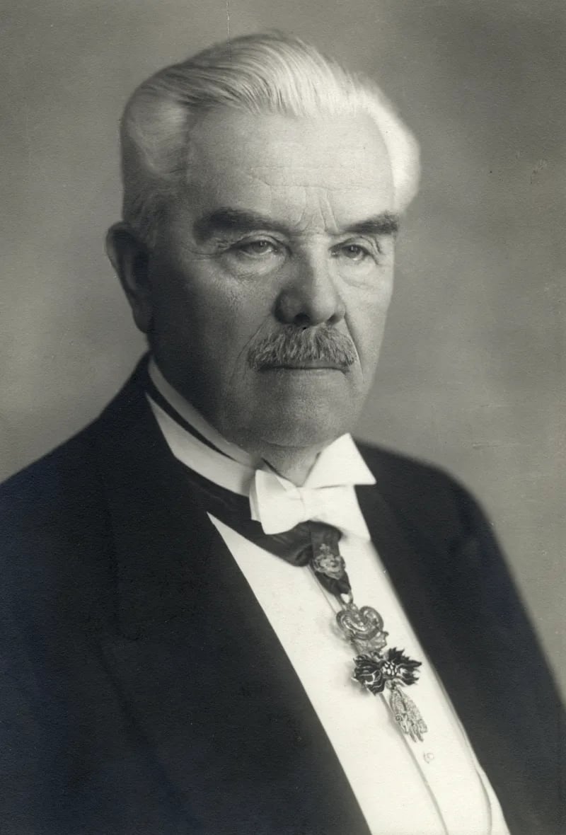 Portrait of János Zichy (1868–1944) – memorial page