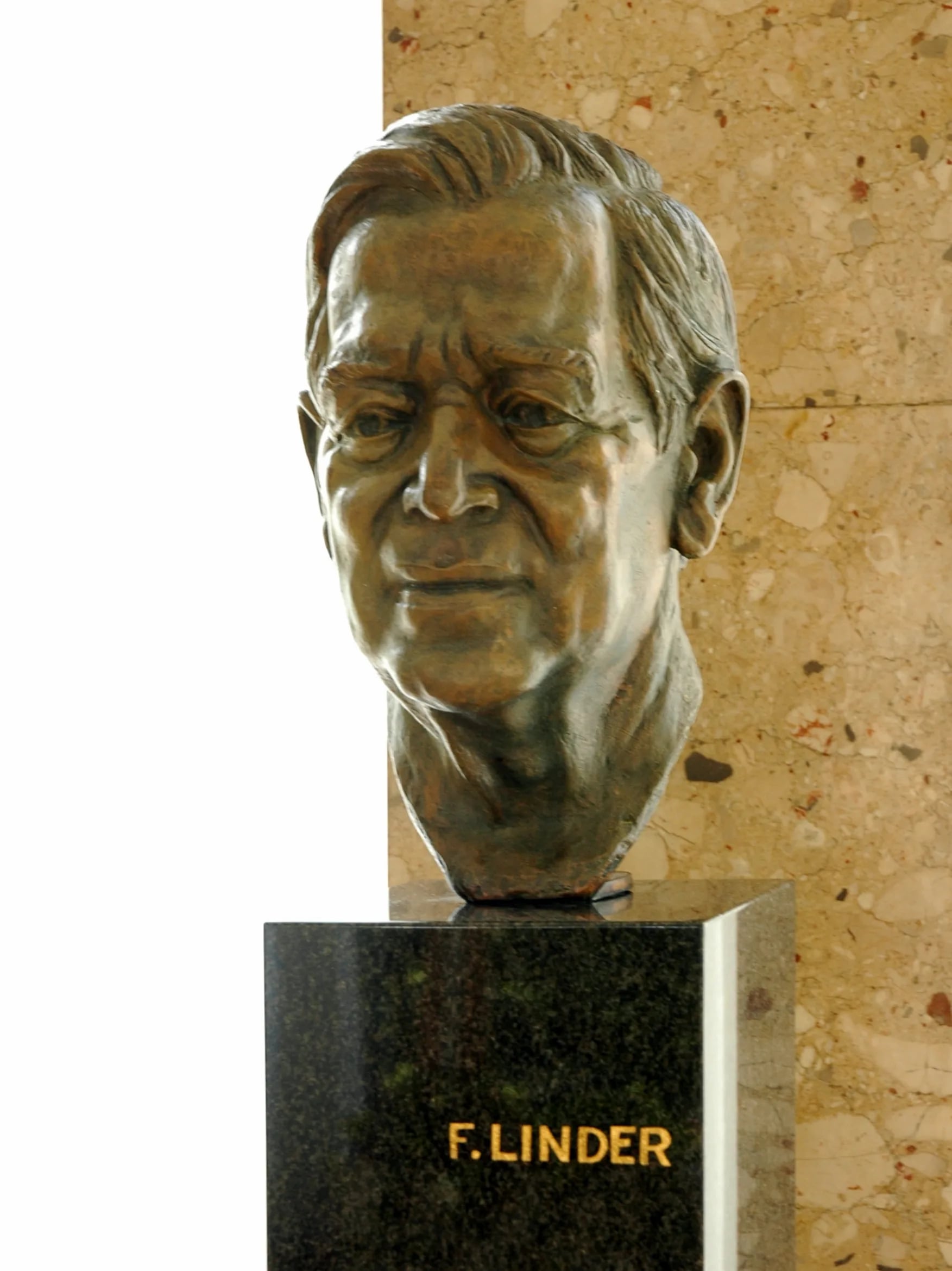 Porträt von Fritz Linder (1912–1994) – Gedenkseite