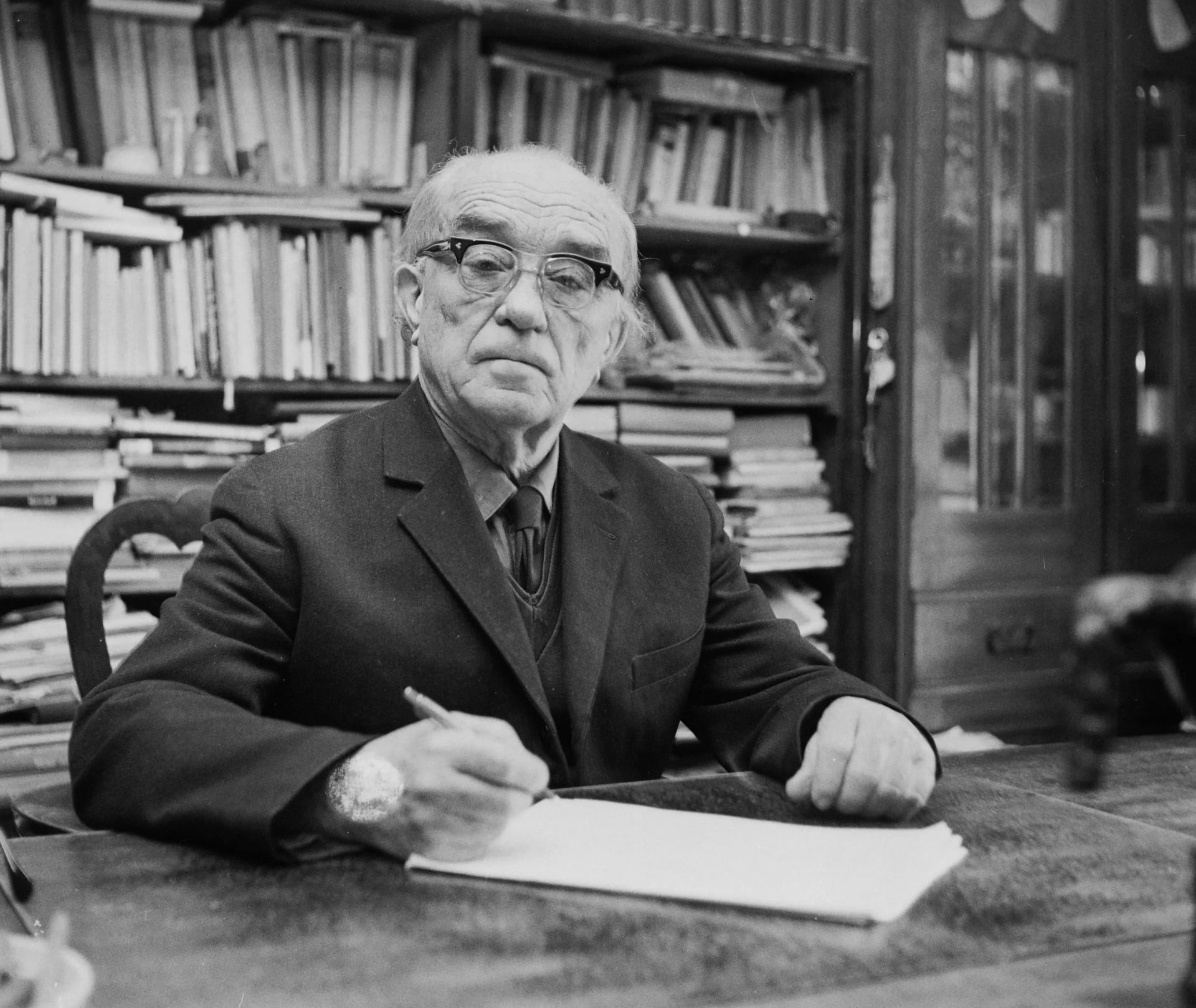 Porträt von József Öveges (1895–1979) – Gedenkseite