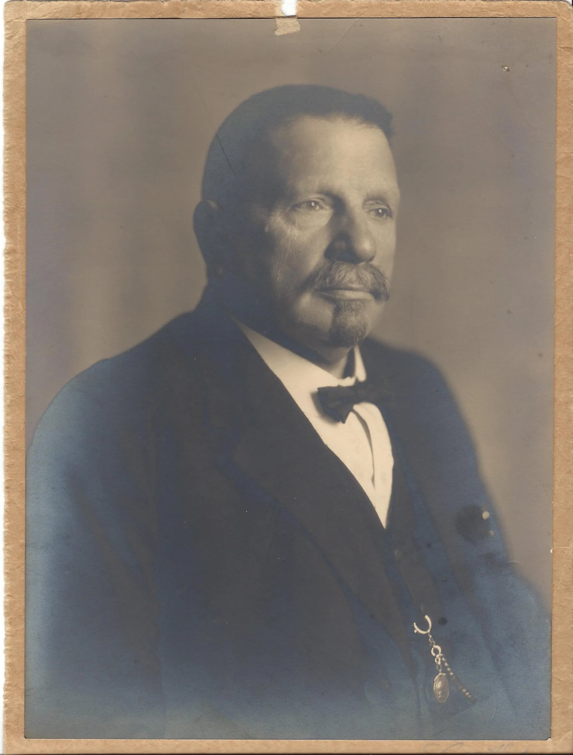 Portrait of Alfred Danhier (1867–1943) – memorial page