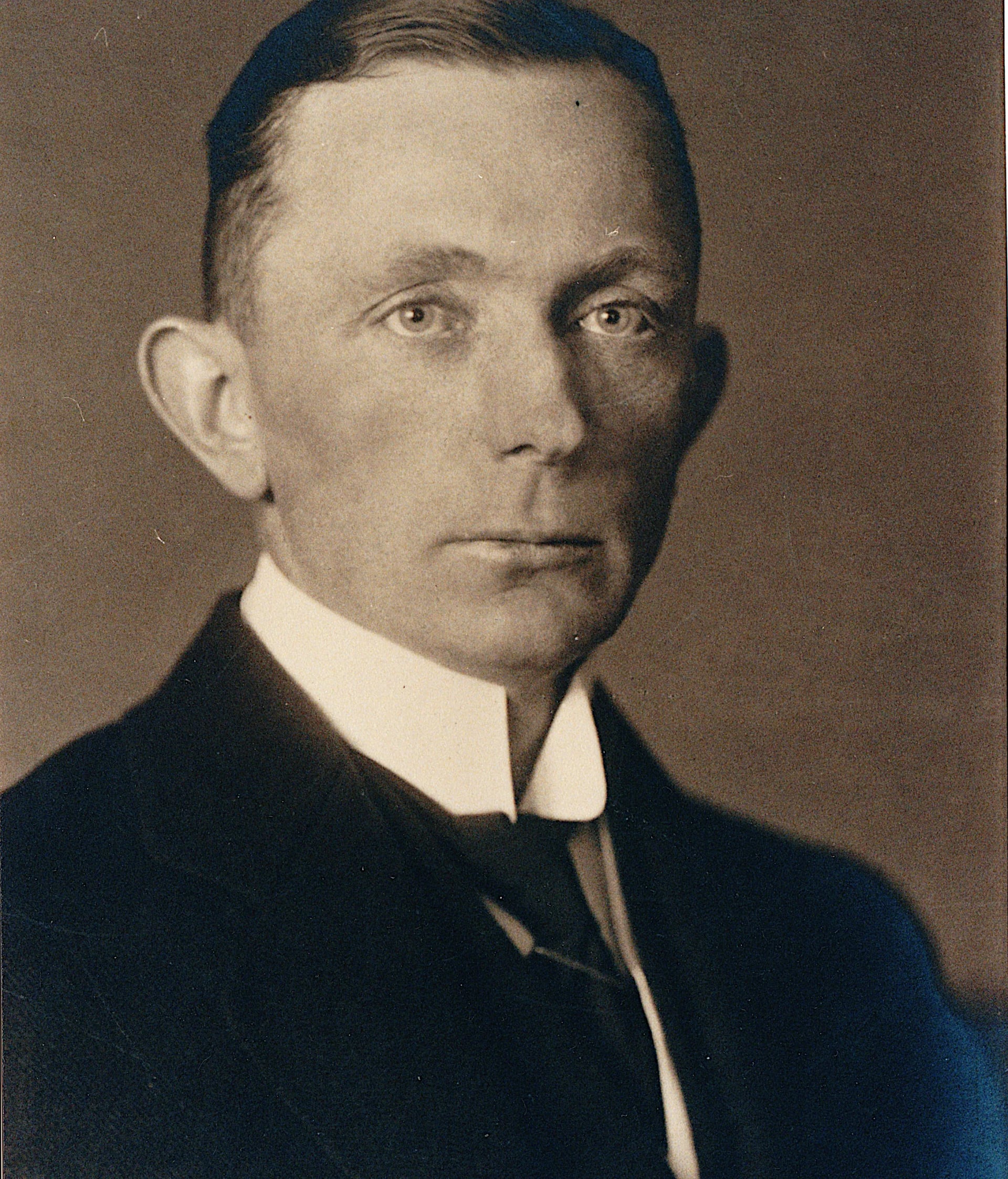 Porträt von Walter Bröcker (1902–1992) – Gedenkseite
