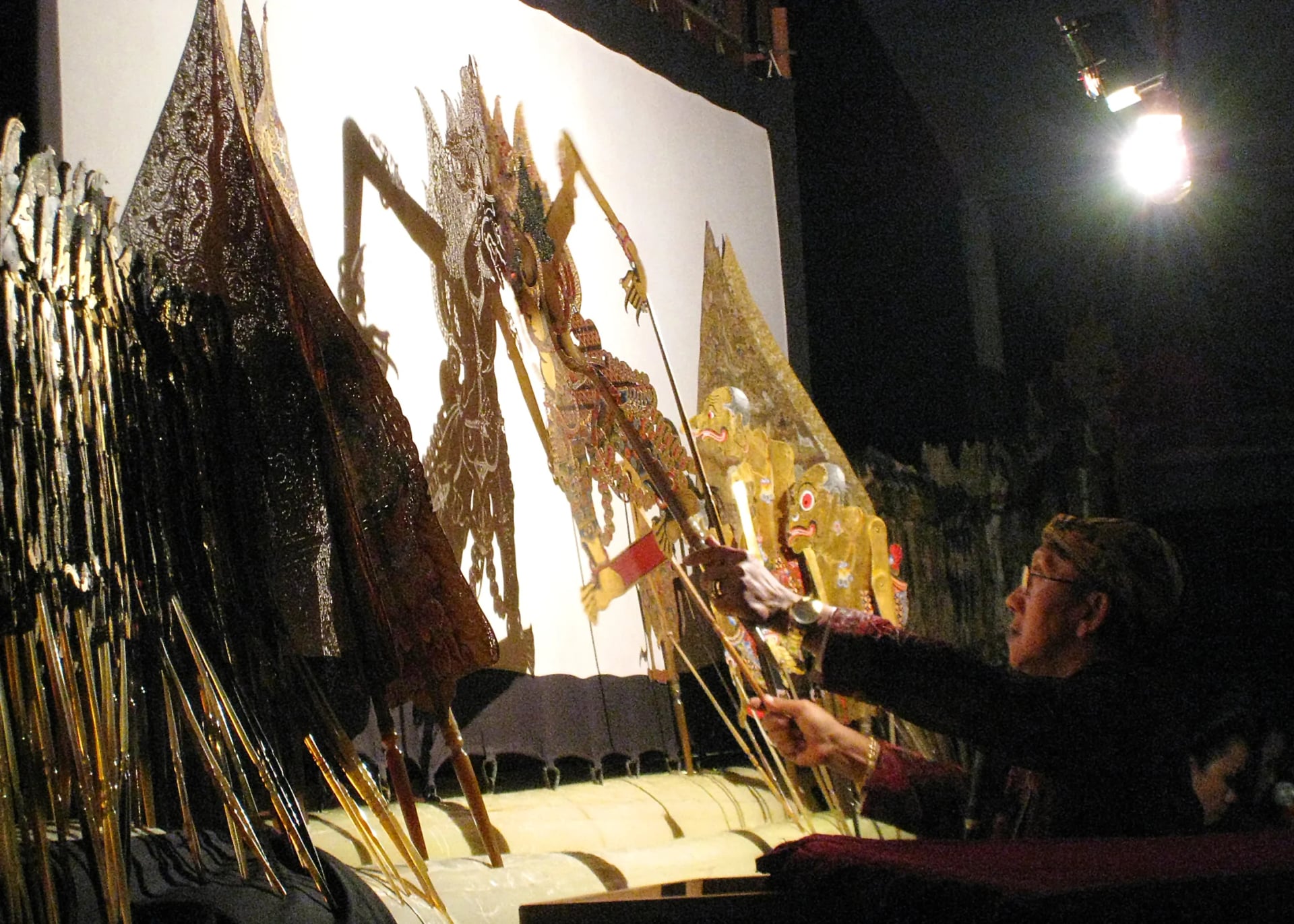 Portrait of Manteb Soedharsono (1948–2021) – memorial page