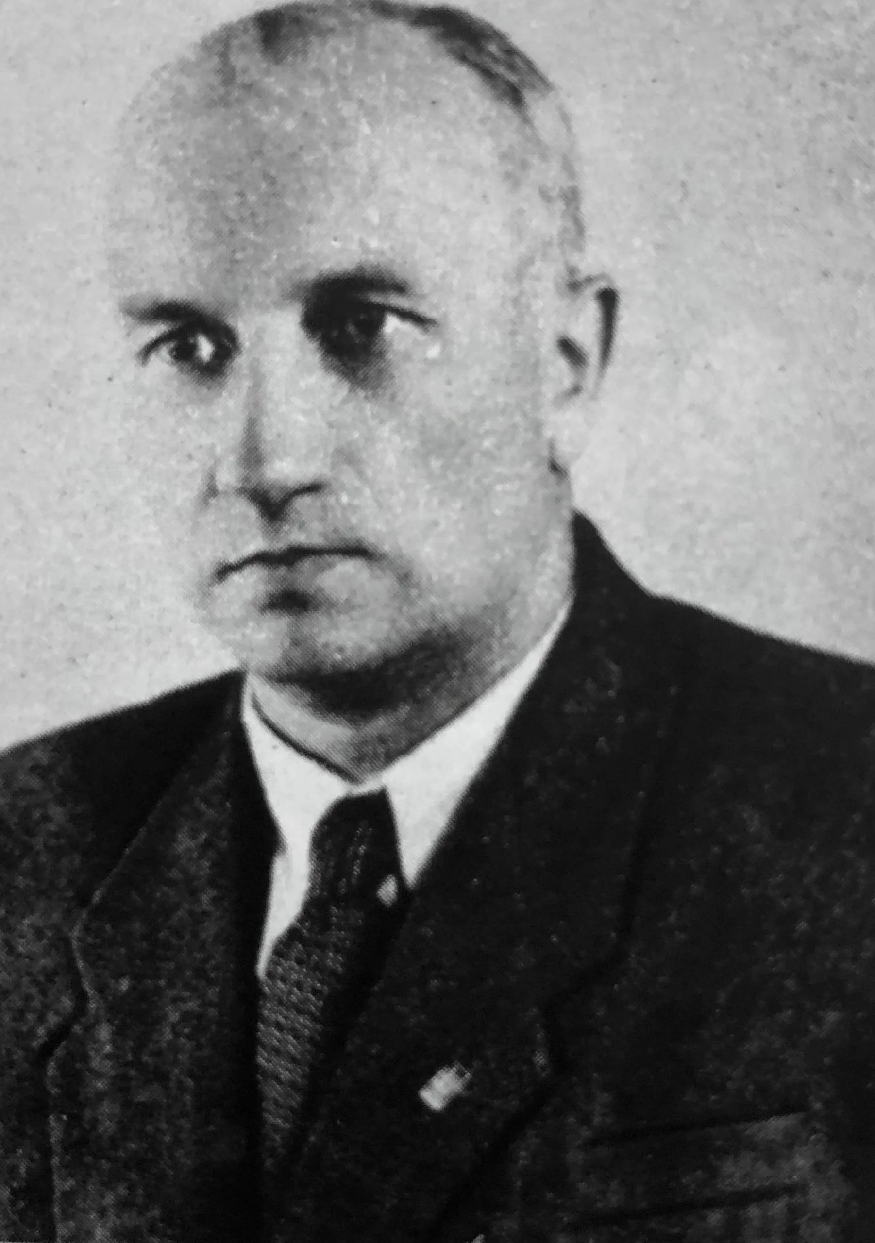 Portrait of Jerzy Pług-Piętowski (1894–1979) – memorial page