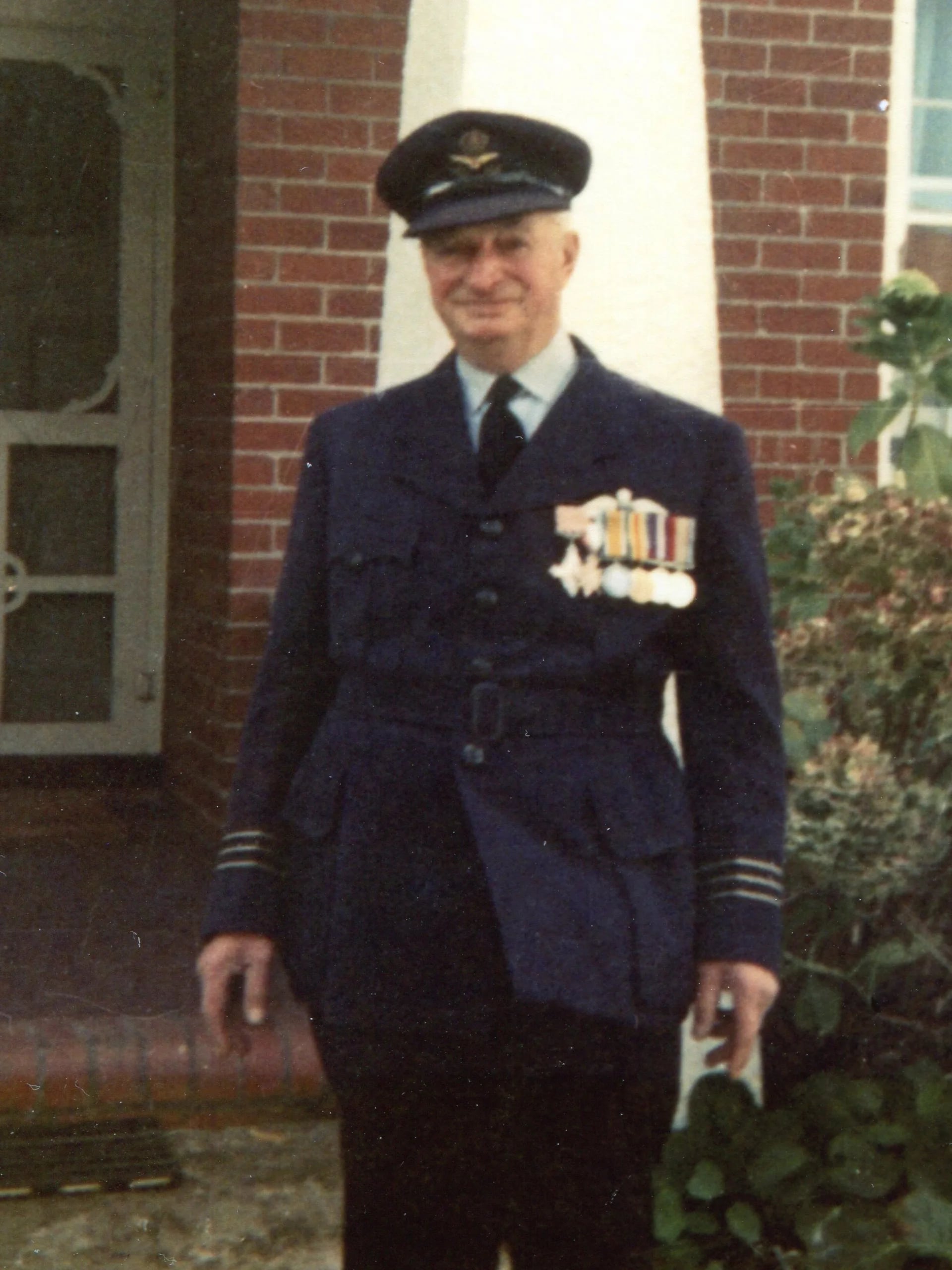 Porträt von Frank Neale (1895–1979) – Gedenkseite