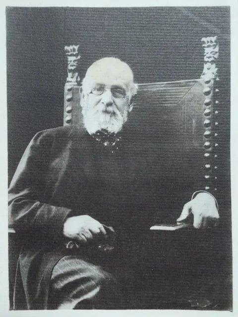 Porträt von Jules Guiffrey (1840–1918) – Gedenkseite