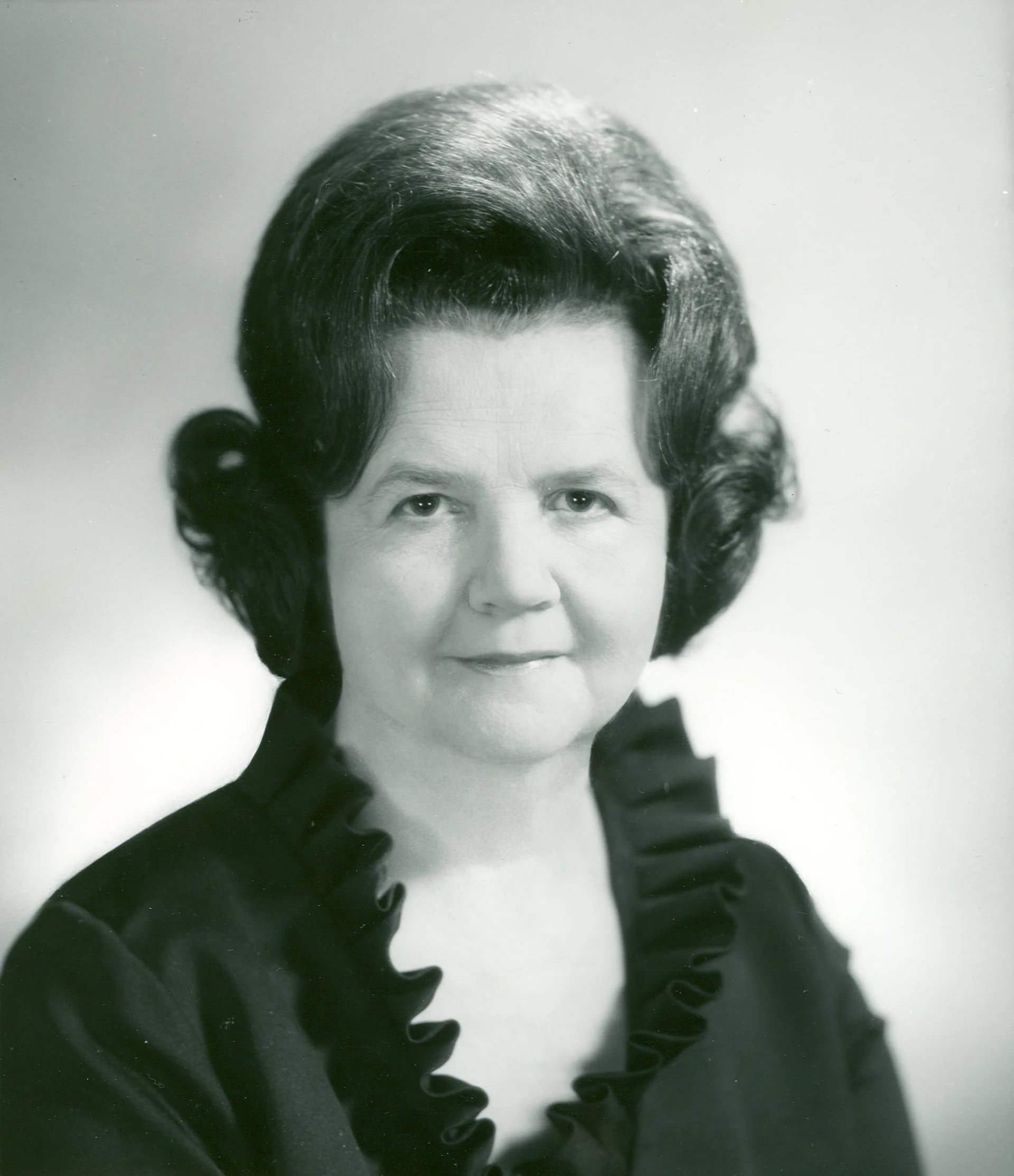 Portrait of Louise Day Hicks (1916–2003) – memorial page