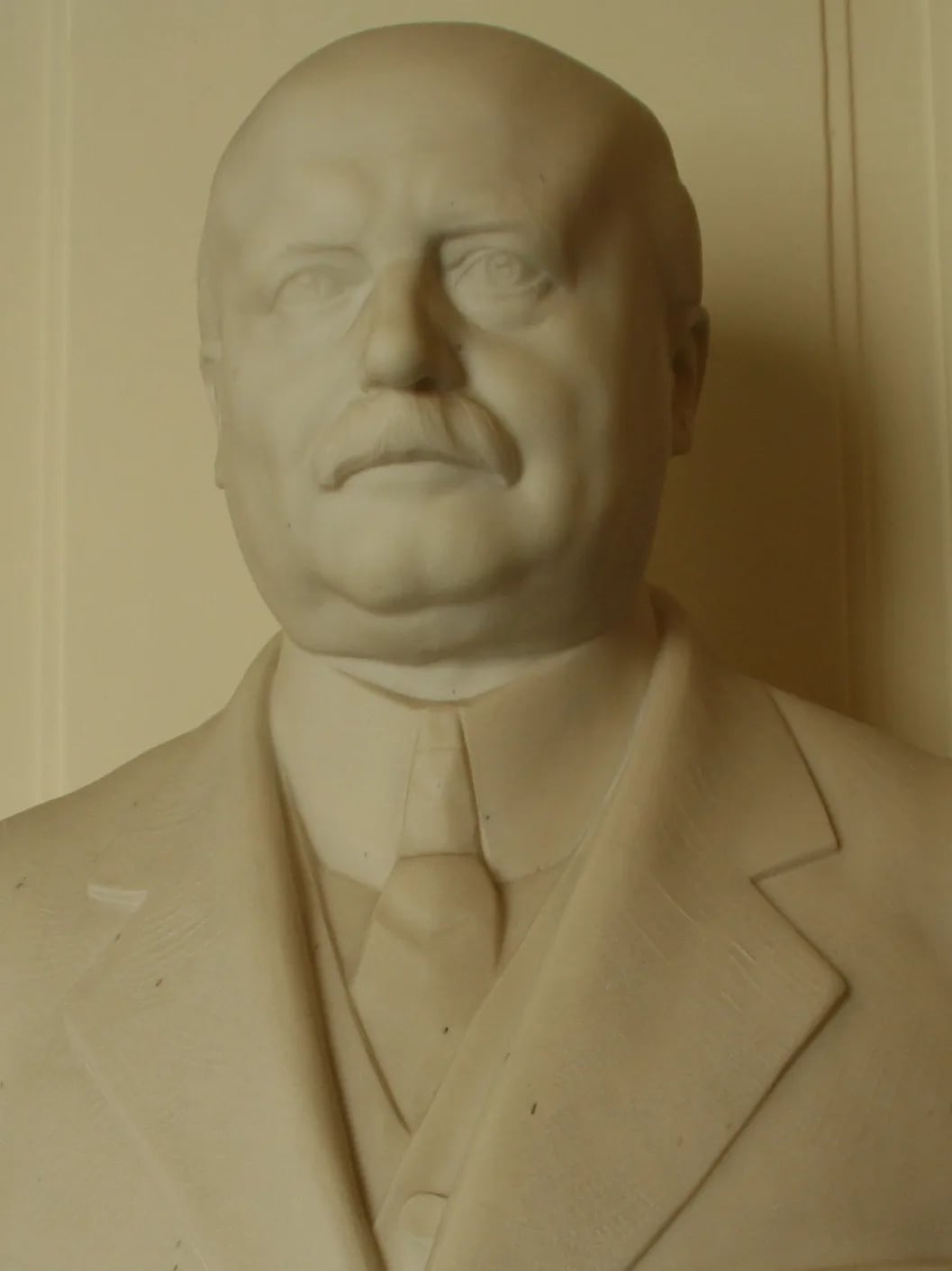 Portrait of Aloys van de Vijvere (1871–1961) – memorial page