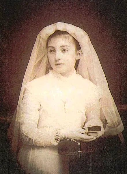 Portrait of Gabrielle Bossis (1874–1950) – memorial page