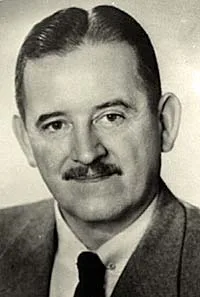 Portrait of Robert D. Holmes (1909–1976) – memorial page
