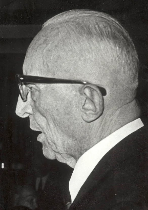 Portrait of Reinold von Thadden (1891–1976) – memorial page