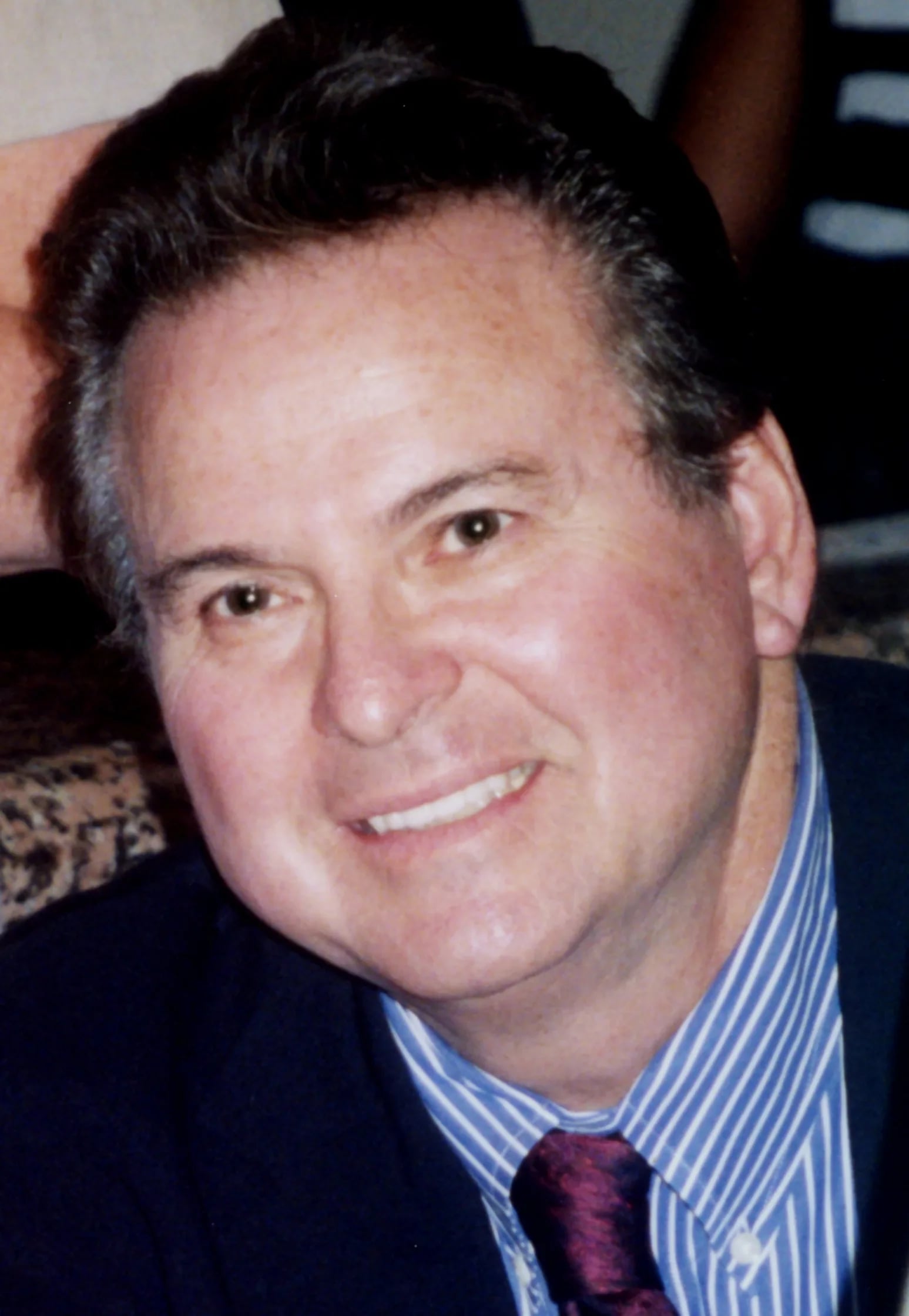 Portrait of Stuart Damon (1937–2021) – memorial page