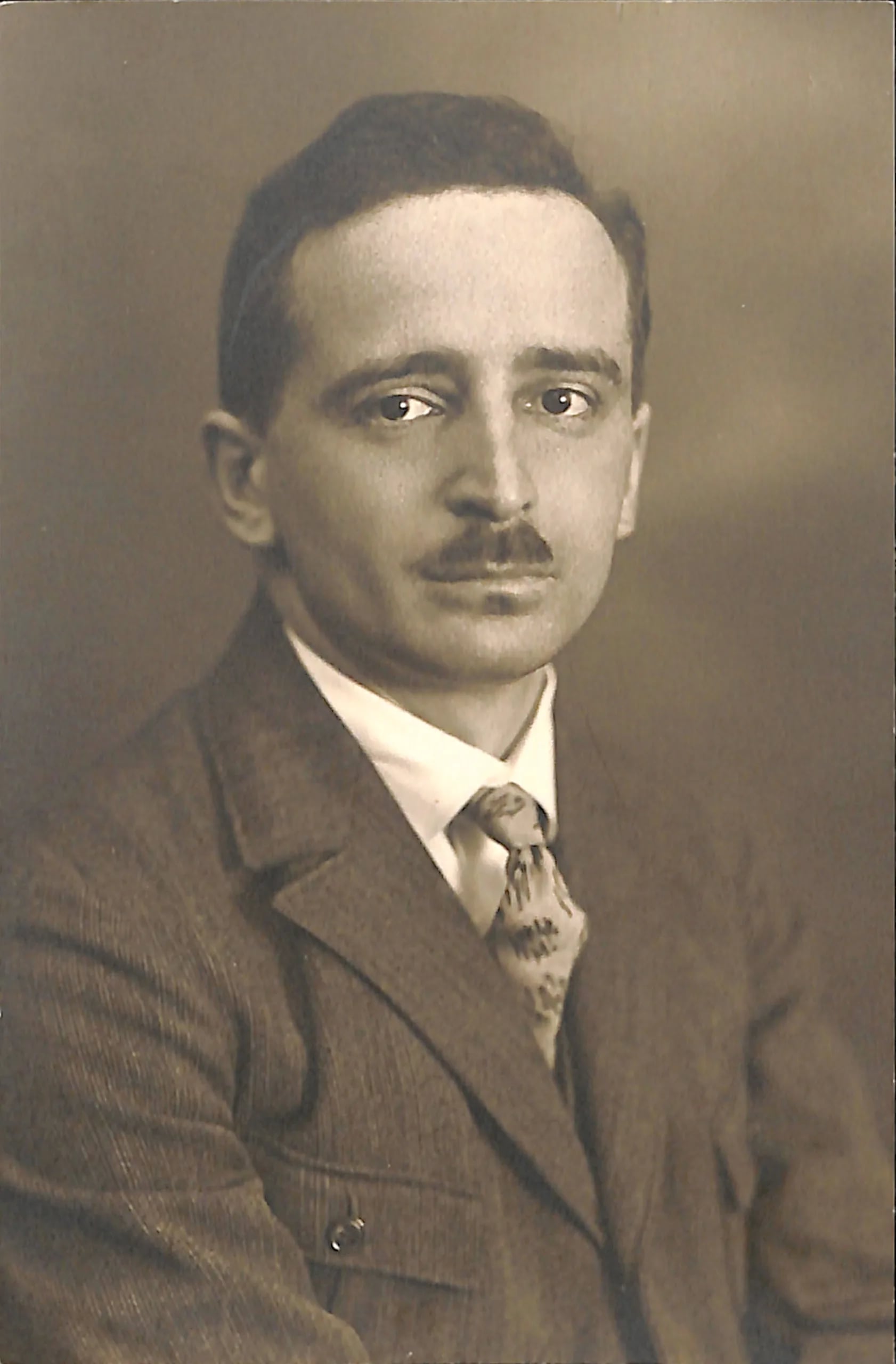 Portrait of Georg Benjamin (1895–1942) – memorial page