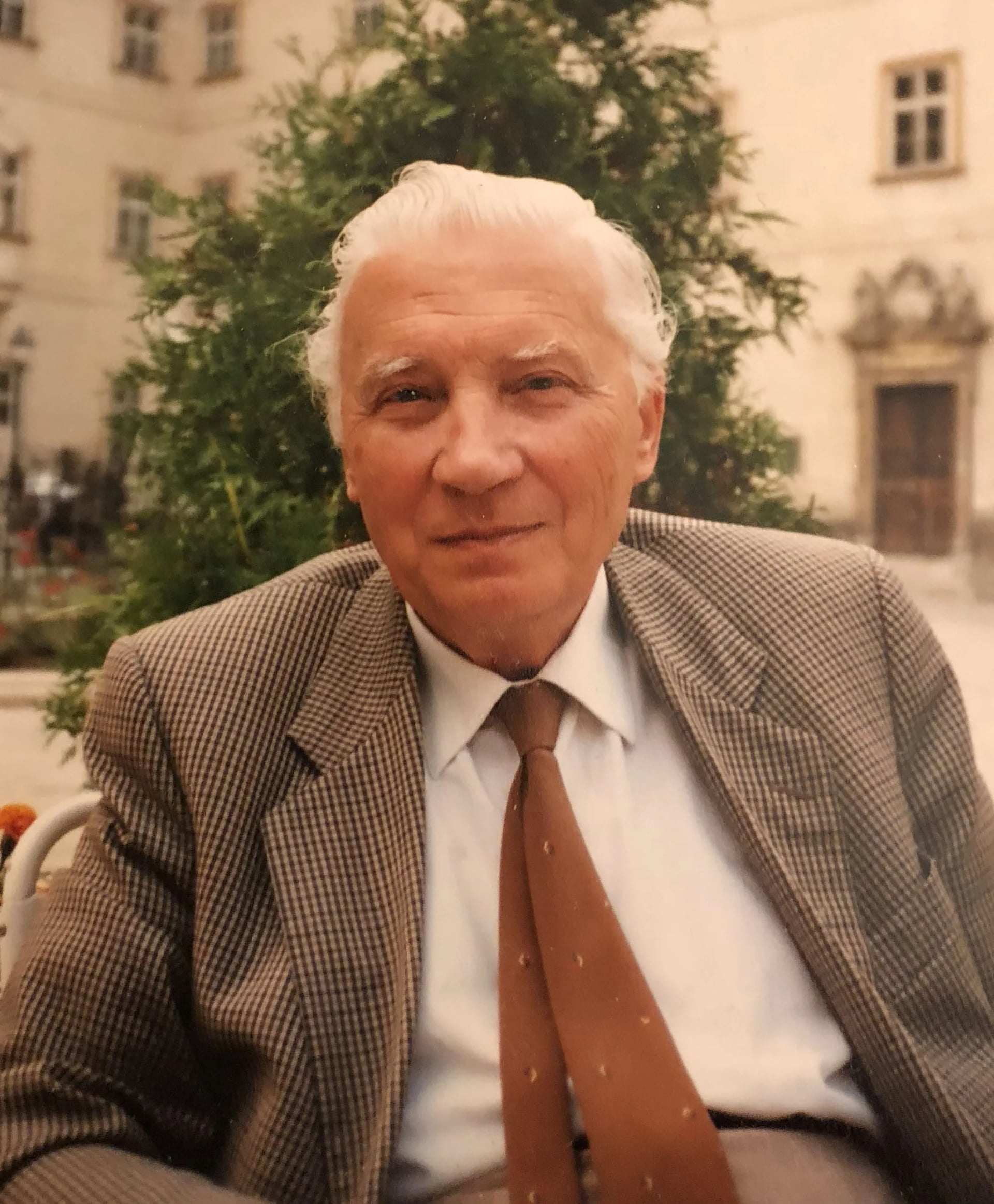 Portrait of Robert Mühlher (1910–2003) – memorial page