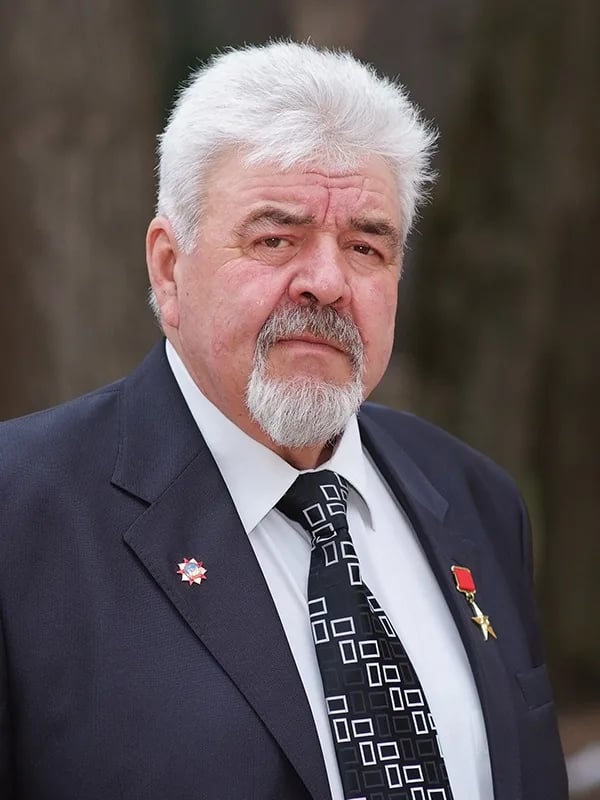 Portrait of Alexander Bondar (1952–2021) – memorial page