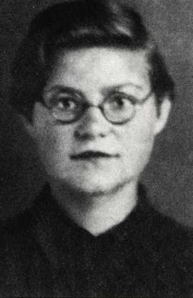 Portrait of Antonina Nikolajewna Djatschenko (1925–1943) – memorial page