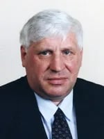 Porträt von Gennadi Timofejewitsch Djudjajew (1947–2009) – Gedenkseite