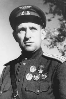 Portrait of Anton Andreyevich Karasyov (1909–1980) – memorial page