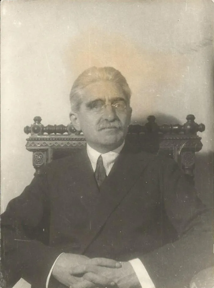 Porträt von Lew Borissowitsch Kafenhaus (1885–1940) – Gedenkseite