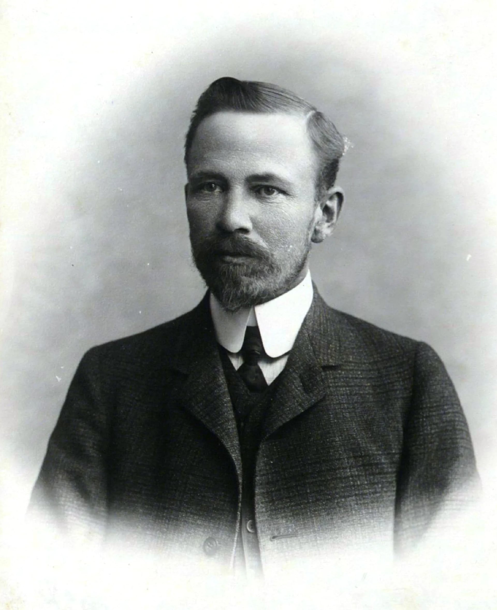 Porträt von Stepan Kolokolnikov (1867–1925) – Gedenkseite