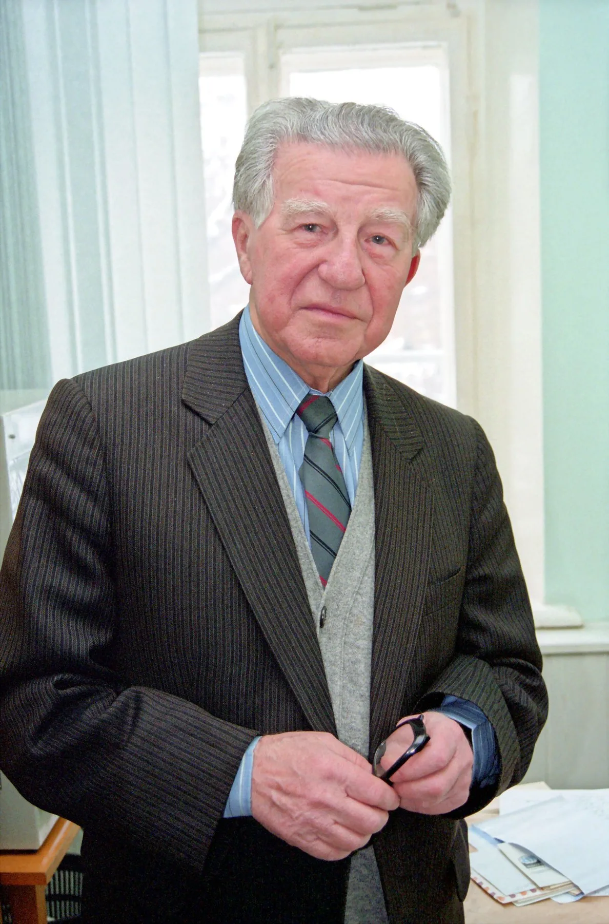 Porträt von Leonid Dawidowitsch Lindenbraten (1922–2020) – Gedenkseite