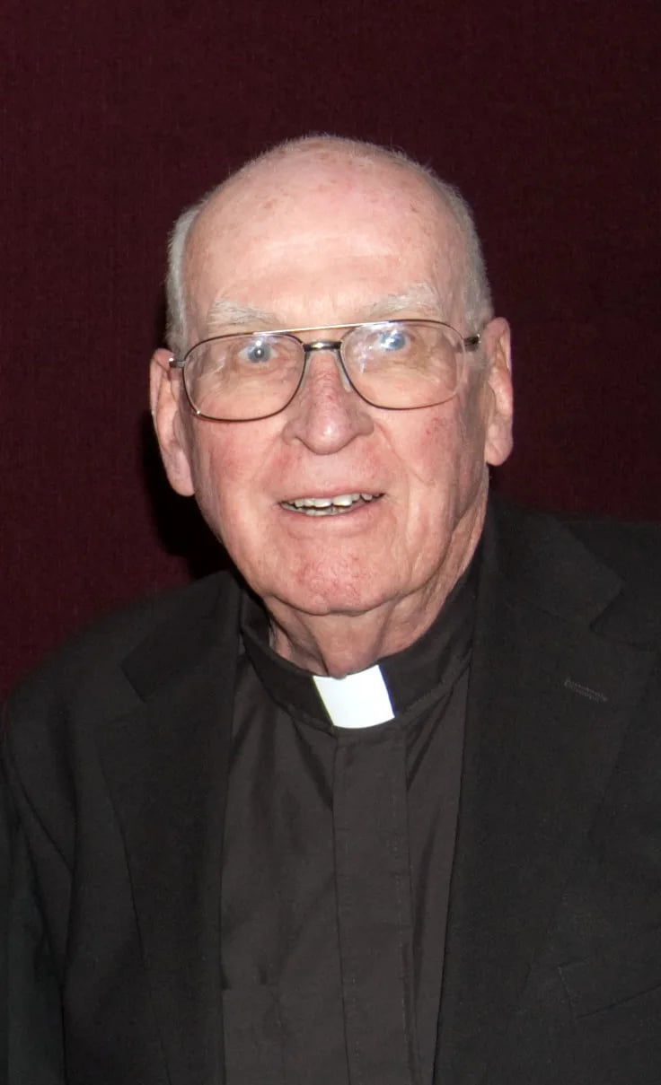 Porträt von George Coyne (1933–2020) – Gedenkseite