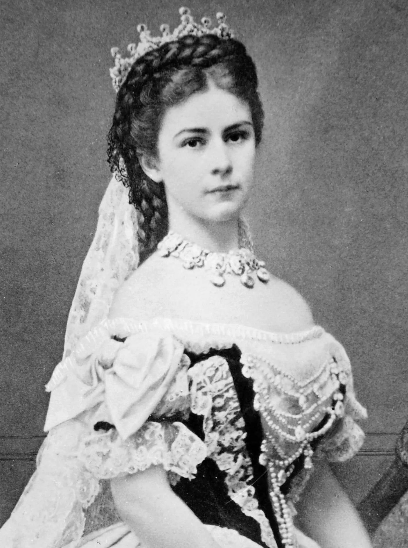 Porträt von Elisabeth von Österreich-Ungarn (1837–1898) – Gedenkseite