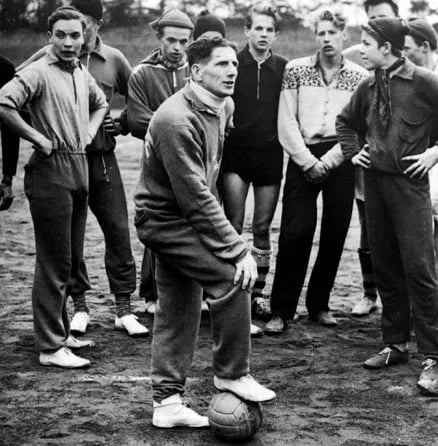 Porträt von George Raynor (1907–1985) – Gedenkseite