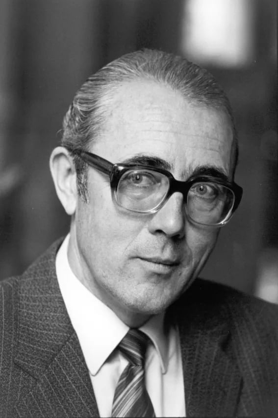 Portrait of Martin Bundi (1932–2020) – memorial page