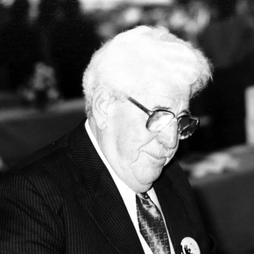 Portrait of Willy Millowitsch (1909–1999) – memorial page
