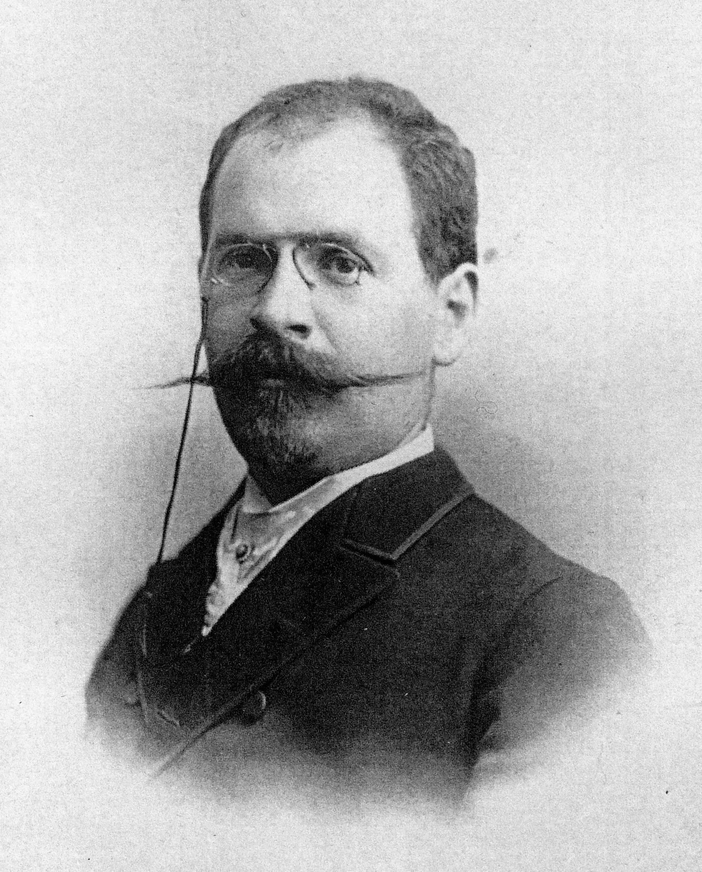 Portrait of August Enna (1859–1939) – memorial page