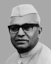 Portrait of Gopal Swarup Pathak (1896–1982) – memorial page